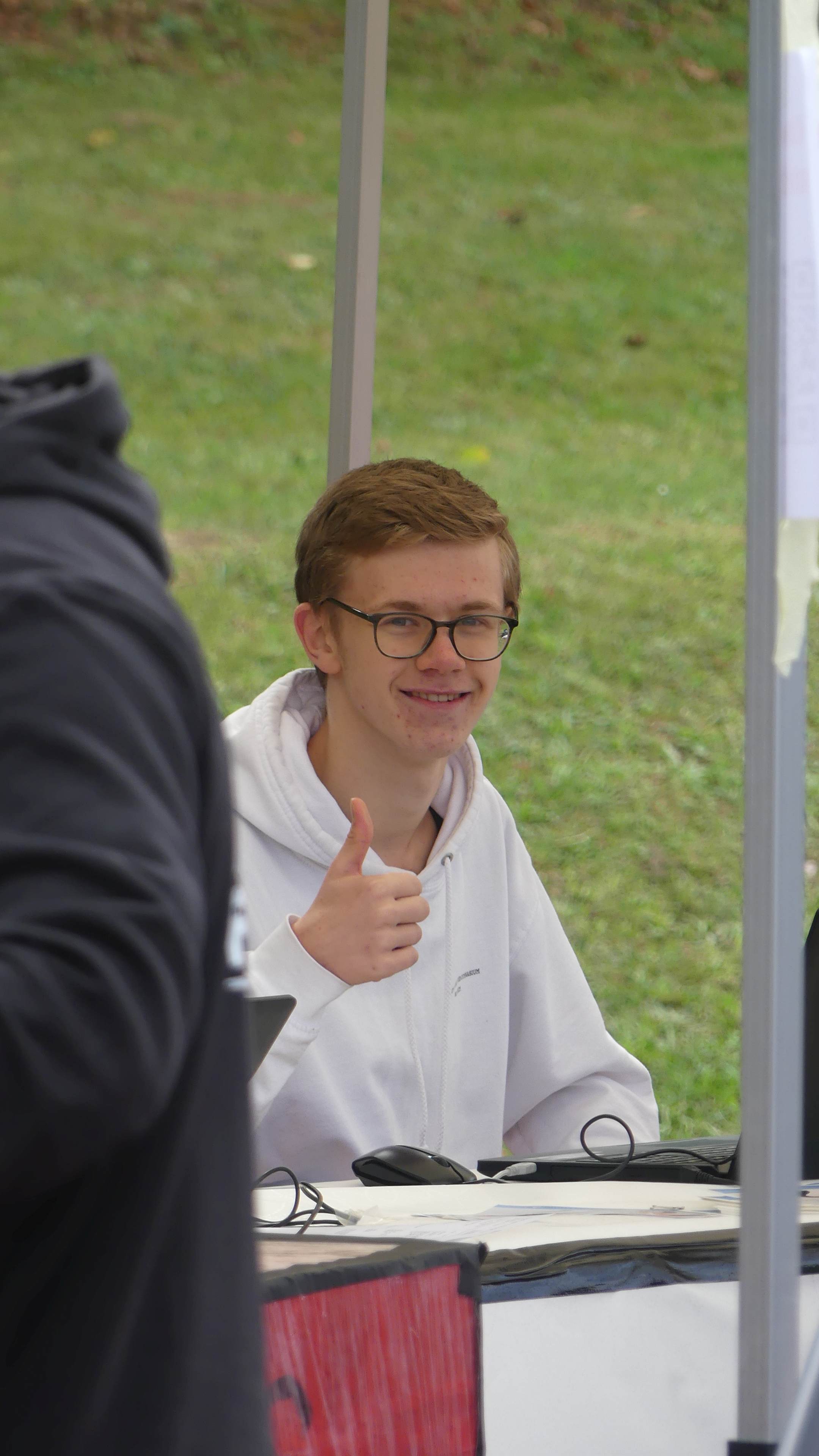 Bild vom 14. Benefizlauf im Jahr 2024. Dies ist das 162. Bild.